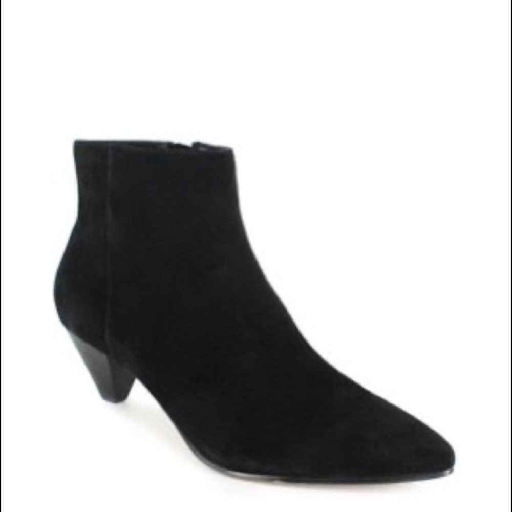 NWT NANETTE LEPORE™
Fawna Booties #: NL19FNA01